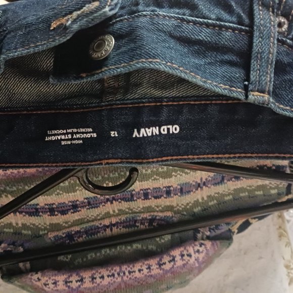 NWT old navy high rise slouchy straight jeans - Picture 3 of 3